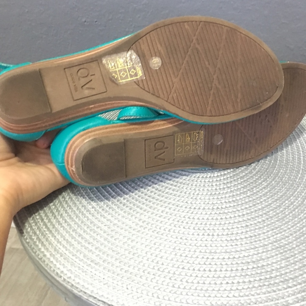 Turquoise sandals - Picture 4 of 4